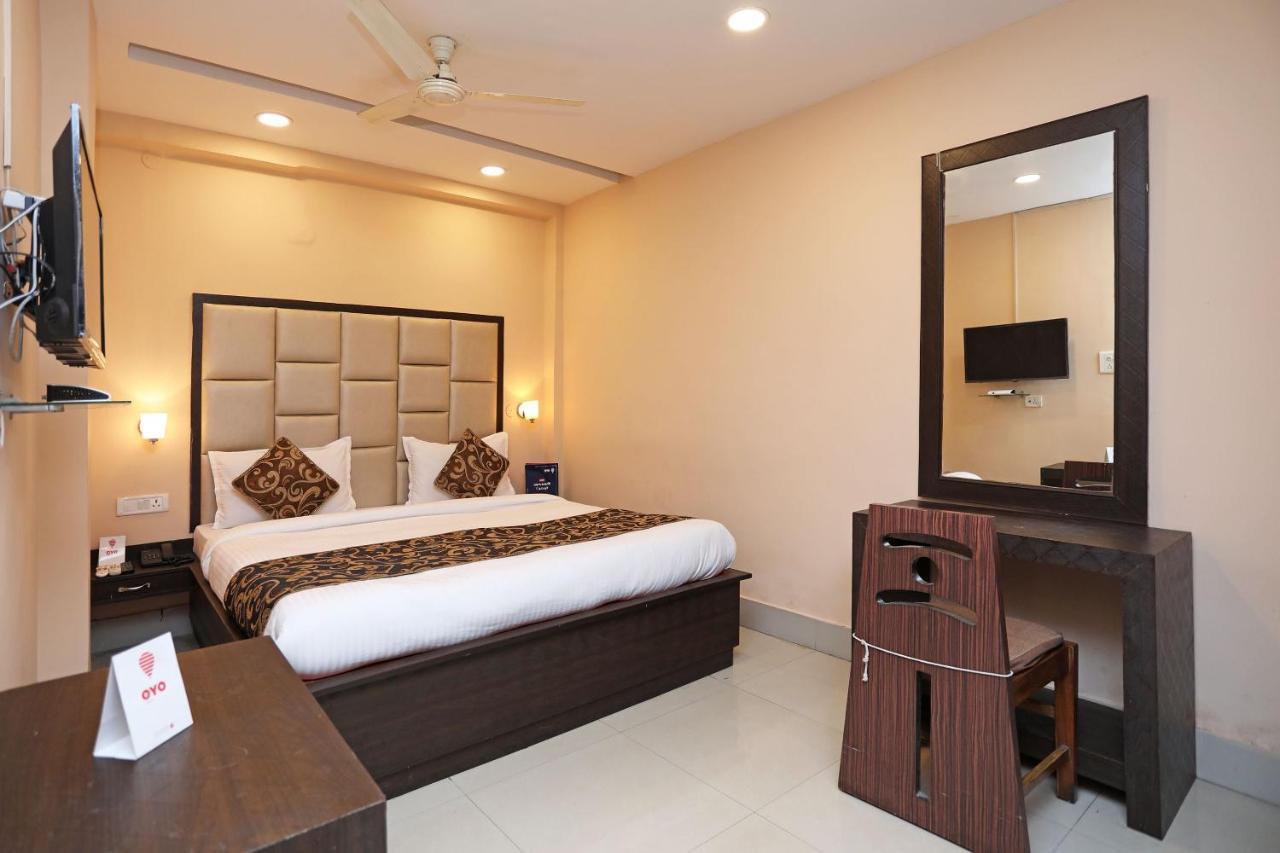 Collection O 4265 Hotel Greenpark Jamshedpur Exterior foto