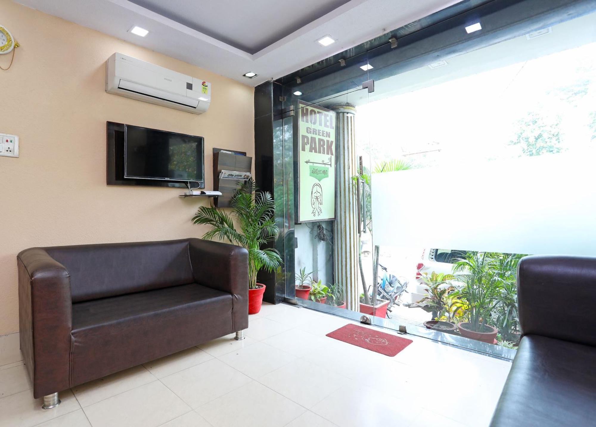 Collection O 4265 Hotel Greenpark Jamshedpur Exterior foto